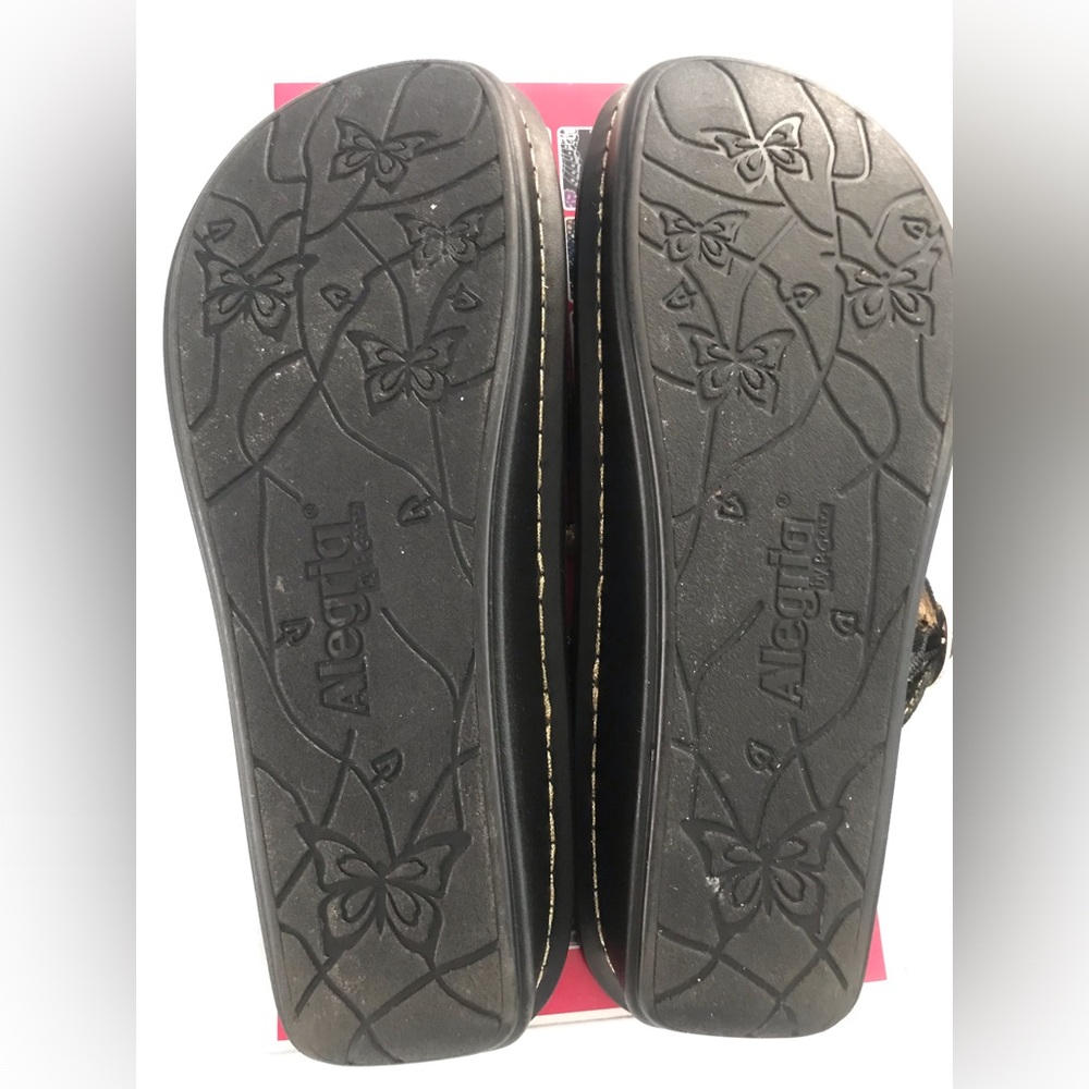 Alegria leopard stripe shoes